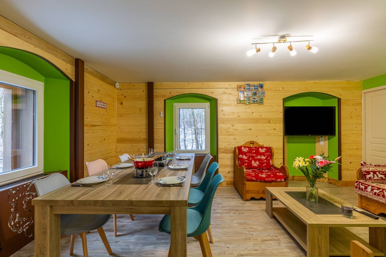 Ganze Wohnung, Appartement „La Marmotte“ mit Bergblick und privater Terrasse in Entremont in Glières-Val-de-Borne, Region Bonneville