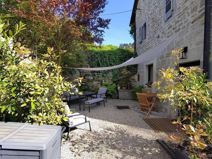 Gîte pour 2 personnes, avec jardin dans le Doubs - 4