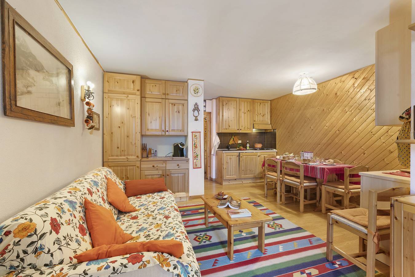 Ganze Wohnung, Appartamento Quota 1800 in Claviere, Via Lattea