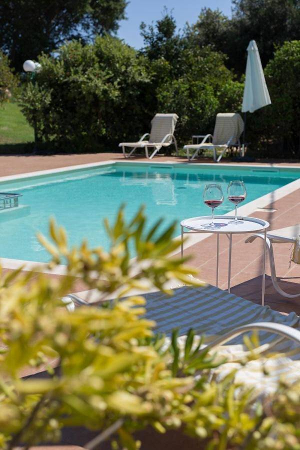 Ferienhaus für 12 Personen, mit Balkon und Terrasse sowie Garten und Kinderpool