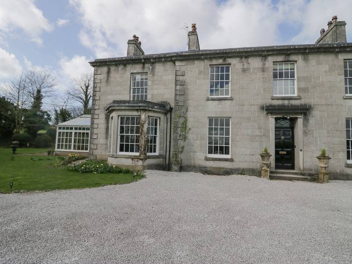 Cottage for 16 people, with garden in Morecambe Bay