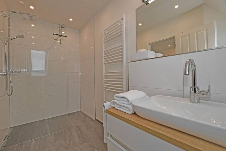 Ganze Wohnung, Insel Feeling Wohnung 3
Gemütliche Wohnung nahe der Perlebucht und Eintritt in die Meerzeit in Büsum, Kreis Dithmarschen