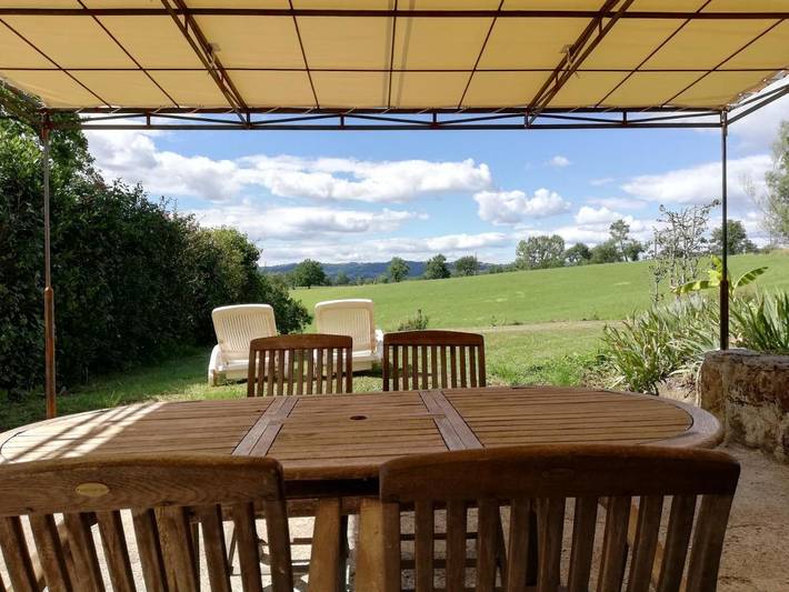 Location de vacances pour 4 personnes, avec vue et jardin à Branceilles - 4