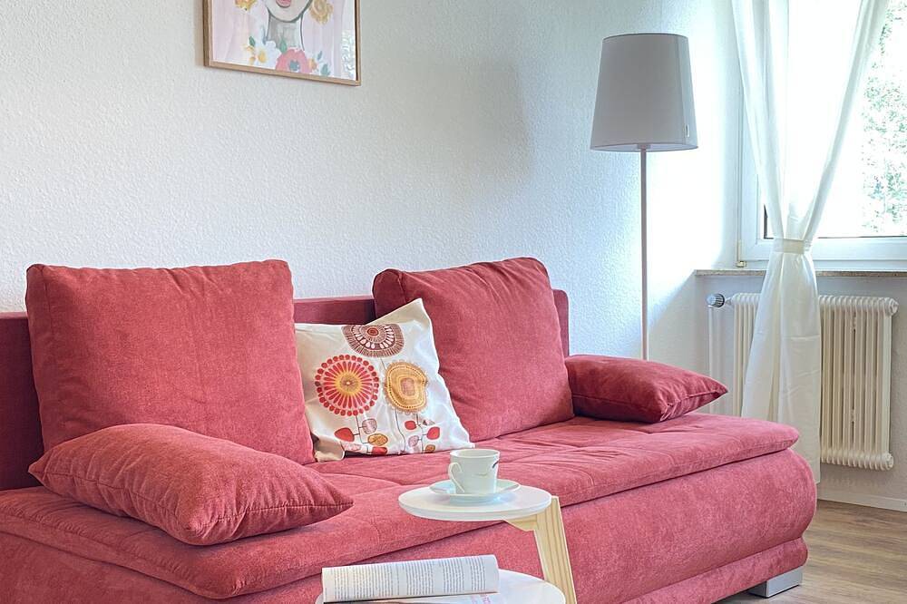 Ganze Wohnung, Sommer Garten neben Duisburg Hbf in Duisburg, Ruhrgebiet