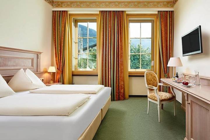 Ferienhaus für 2 Personen, mit Sauna und Garten sowie Pool und Whirlpool