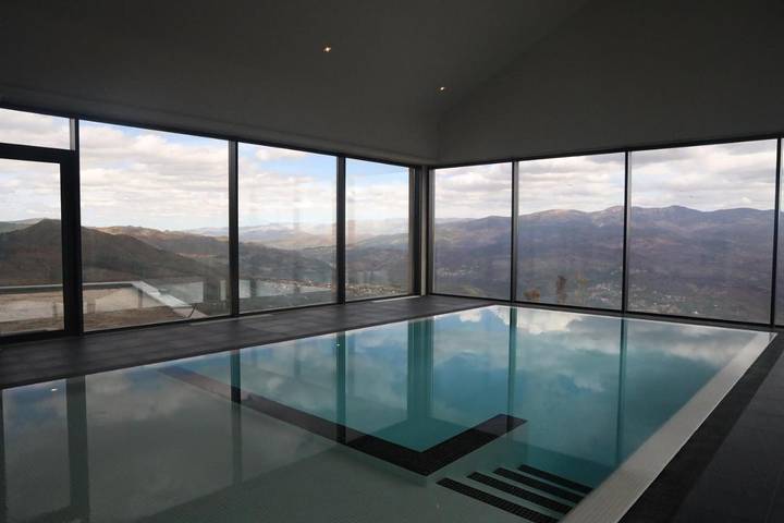 Hôtel pour 2 personnes, avec piscine et jardin ainsi que sauna et terrasse