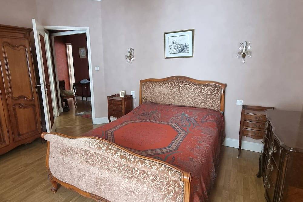 Appartement entier, Face au port d'Audierne, proche plages et Pointe de Raz in Audierne, Côte de Cornouaille