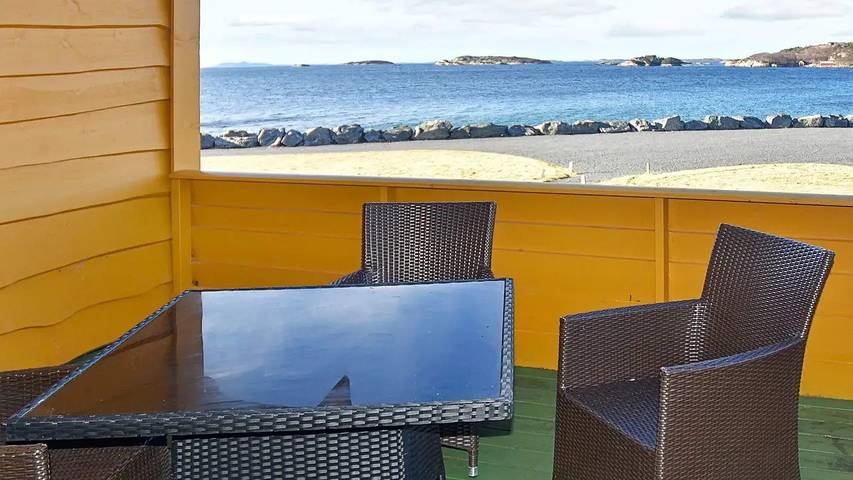 Ferienhaus für 7 Personen, mit Terrasse in Aukra