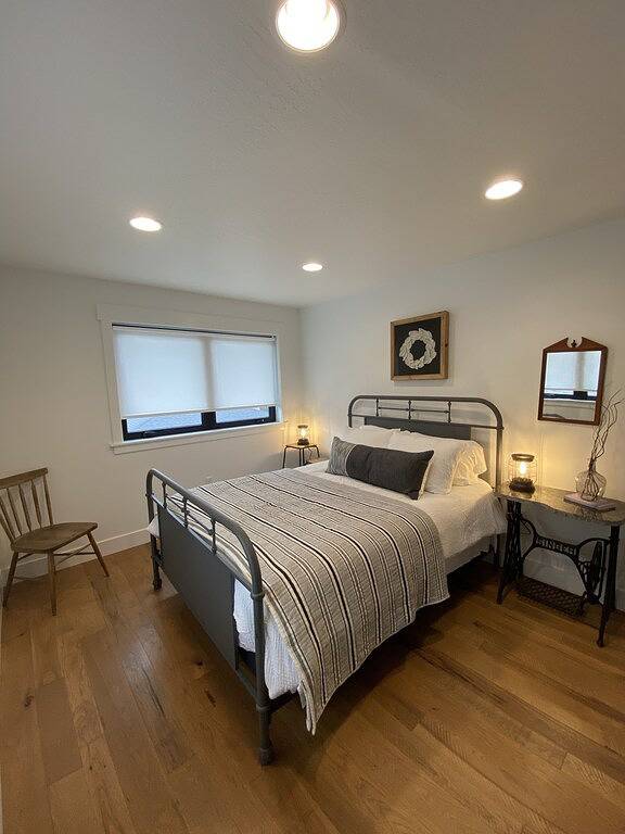 Vacation rental for 12 people, with yard and balcony, with pets in Missoula