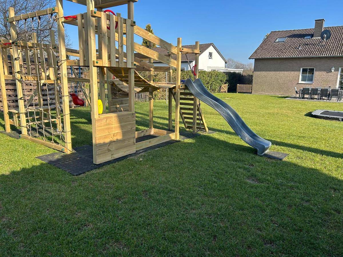 Holiday Home in Simmerath, Rureifel (Nordrhein-westfalen)