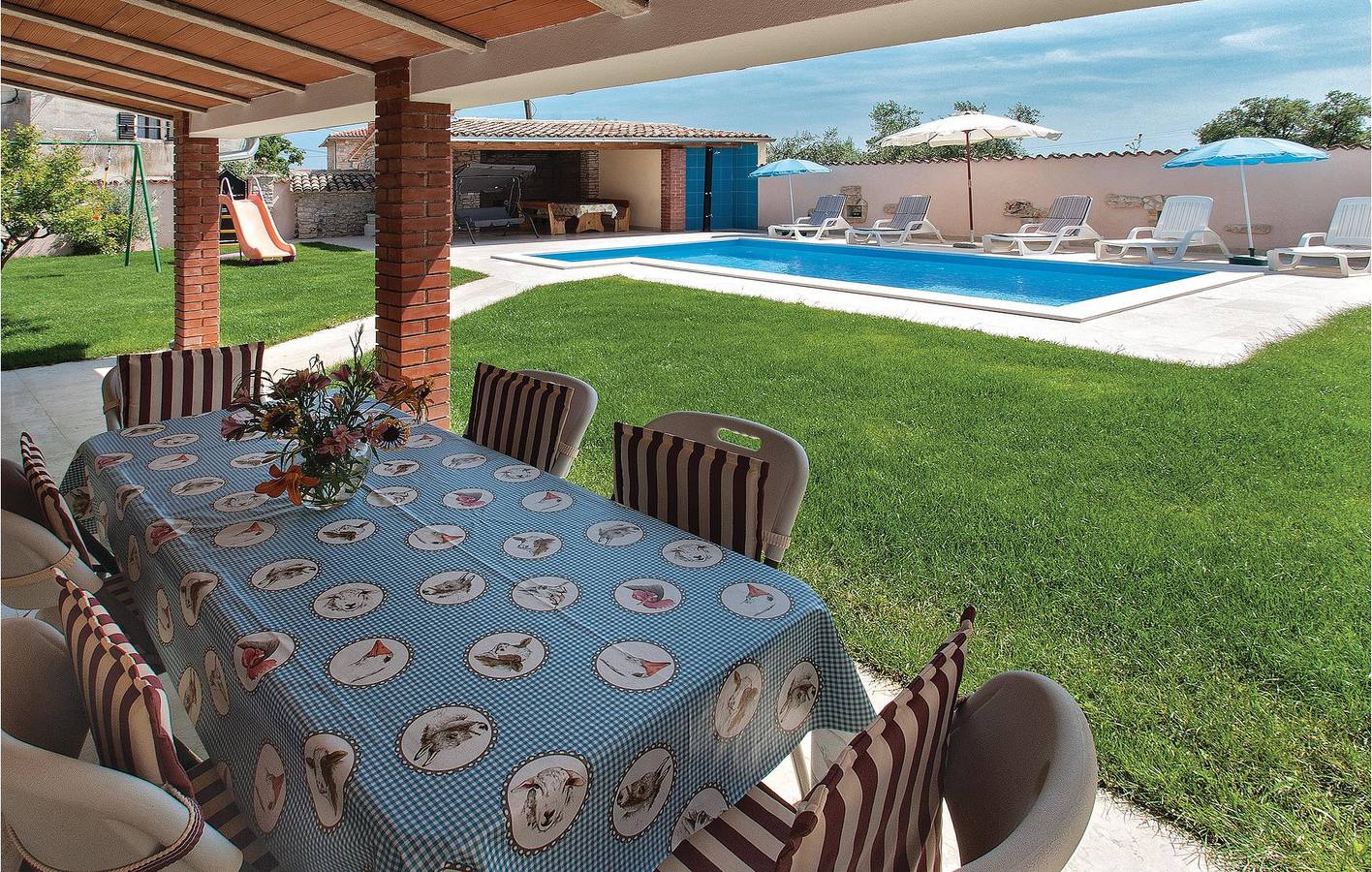 Charmant appartement d'une chambre avec piscine et terrasse, à proximité du centre d'Orbanići in Marčana, Côte Sud d'Istrie
