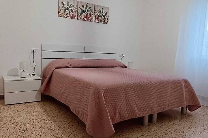Appartement entier, Chanzerhouse in Fondi, Province de Latina