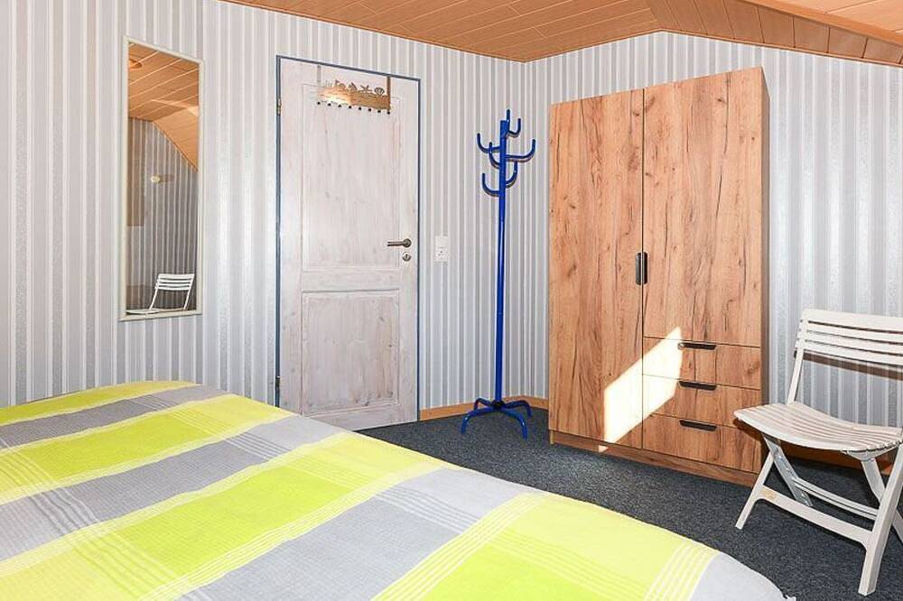 Ganze Wohnung, Haus Janssen, Tilsiter Straße - Ferienwohnung Haus Janssen in Esens, Landkreis Wittmund