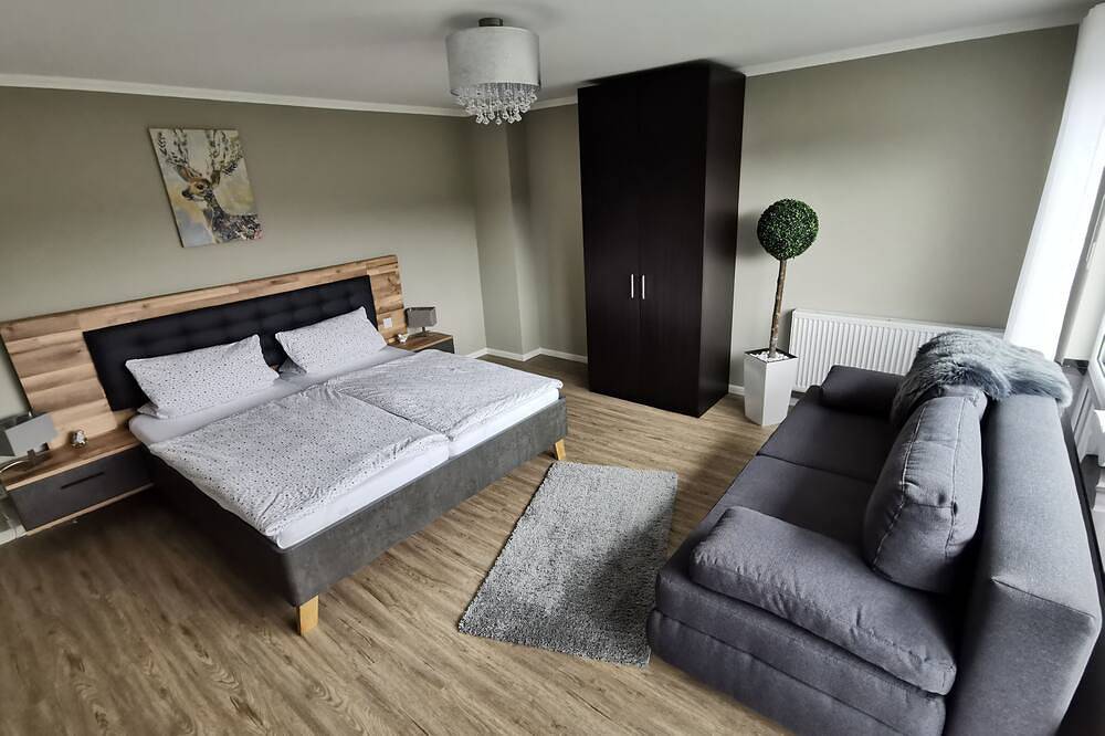 Ganze Wohnung, Top Ferienwohnung für bis zu 4 Personen in Rurberg am Rursee mit 50m² Terasse in Simmerath, Rureifel (Nordrhein-westfalen)