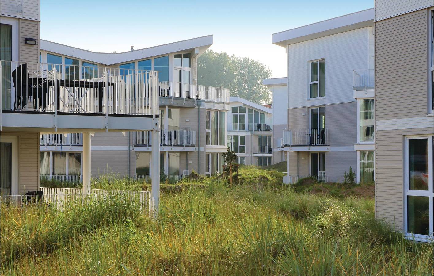 Ganze Ferienwohnung, Appartement am Strand: WiFi, TV, Terrasse & Küche in Priwall, Lübeck