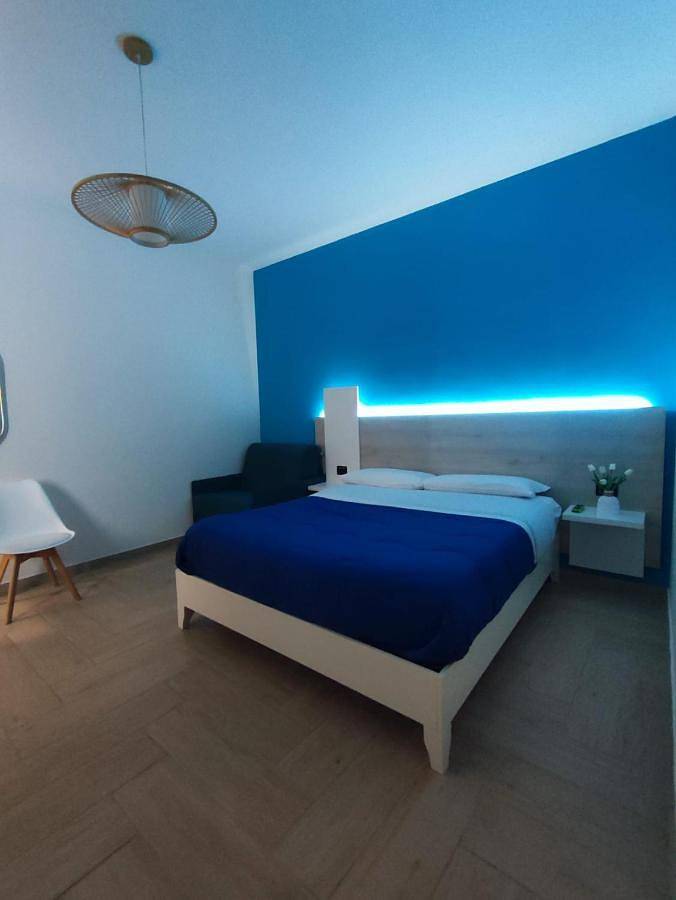 Chambre d’hôte pour 3 personnes, avec vue et terrasse à Tropea - 3