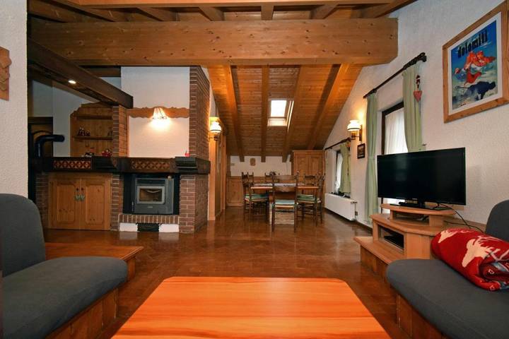 Gîte pour 6 personnes, avec jacuzzi et terrasse à Santo Stefano di Cadore - 3
