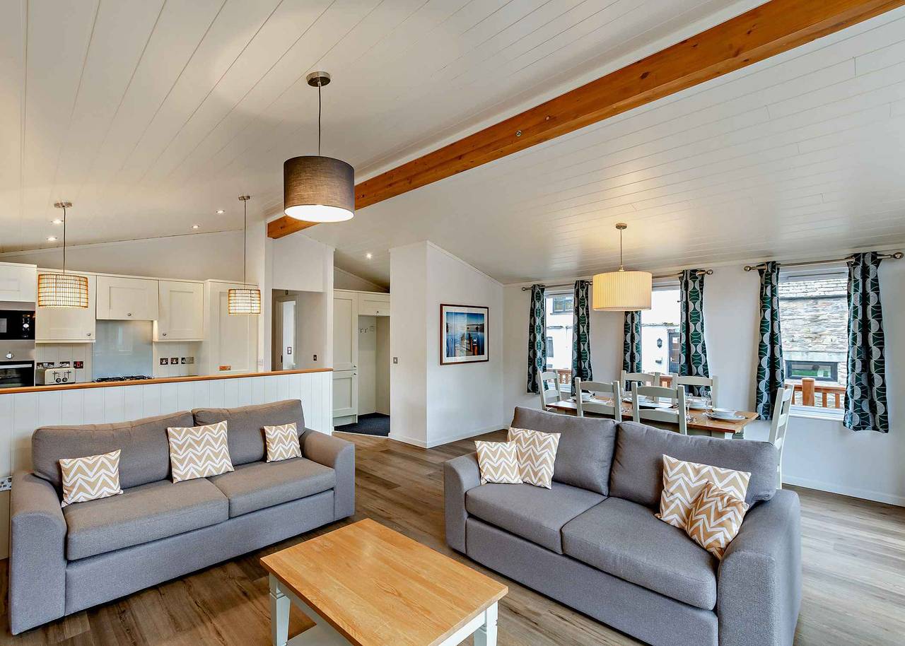 Deluxe Lodge with parking, ensuite & decking 6 in Skegness, Lincolnshire