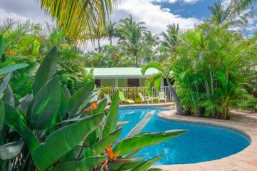 Lodge pour 2 personnes, avec jardin ainsi que vue et piscine sur l' Île de la Réunion