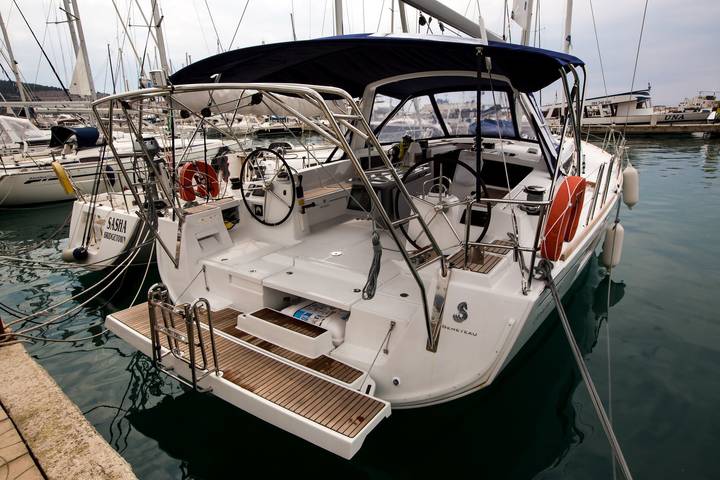 Bateau pour 6 personnes dans Tivat - 2