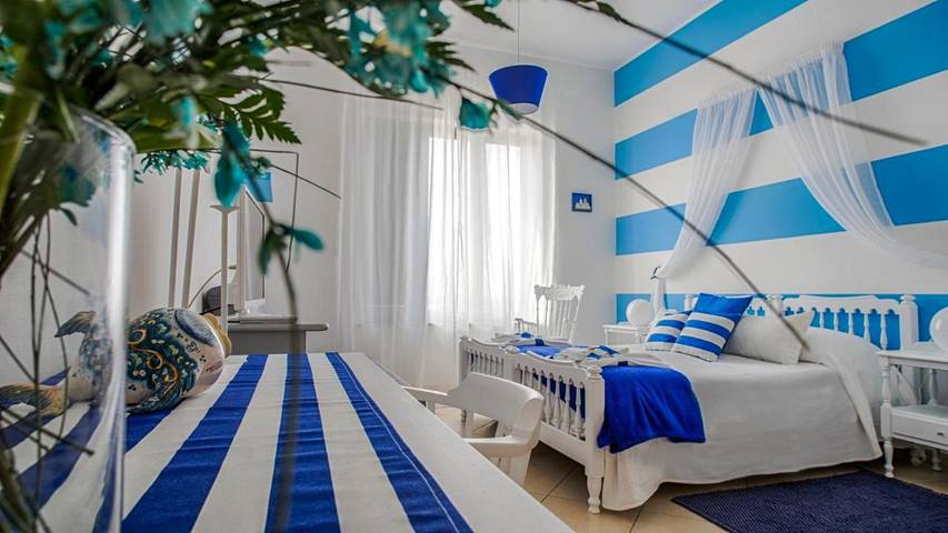 Location de vacances pour 3 personnes, avec vue et terrasse à San Leone - 2