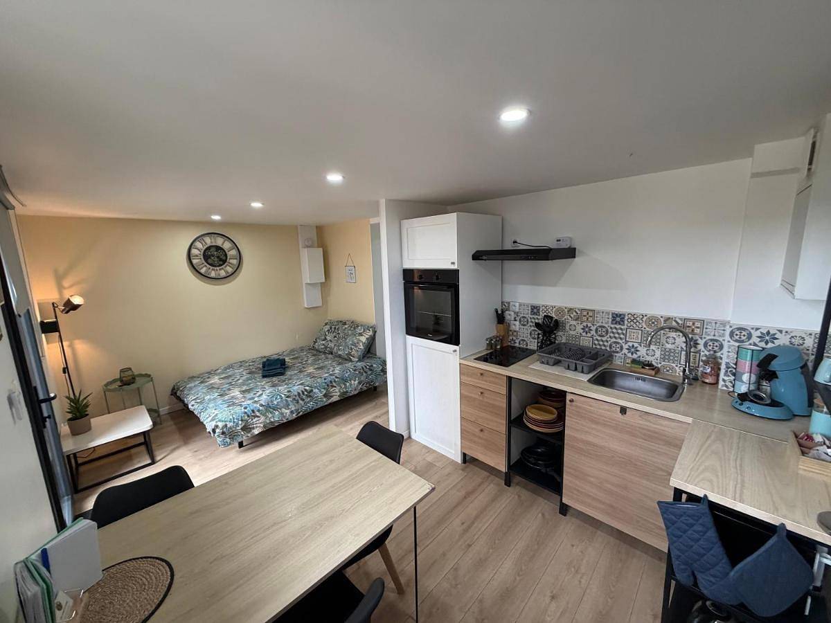 Appartement entier, Ô'Bon'Plan - Piscine, Calme, 20 min Lyon in Givors, Lyon et ses environs