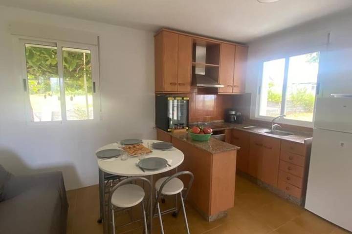 Casa rural para 6 personas, con jardín además de vistas y vistas al lago, Se admiten mascotas en Mariña Oriental - 3