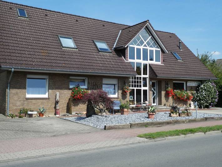 Ferienwohnung für 8 Personen, mit Garten in Leer