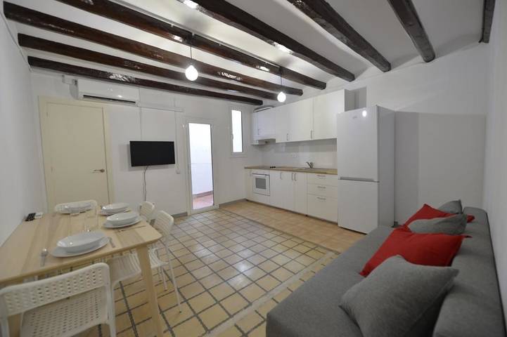 Gîte pour 5 personnes, avec balcon à Reus - 2