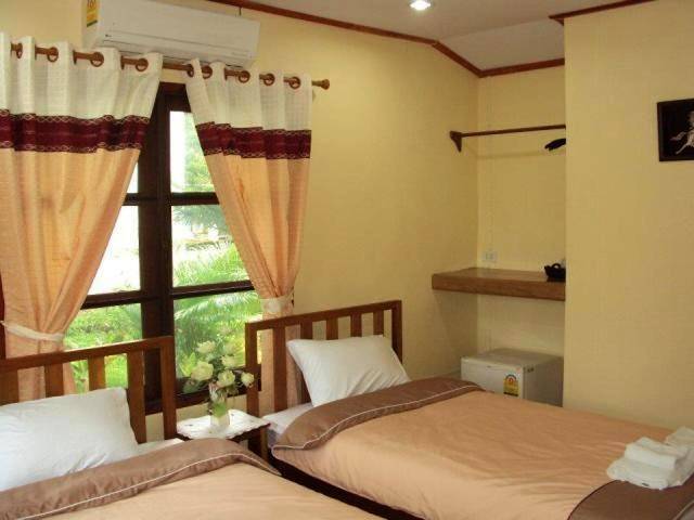 Station pour 2 personnes, avec jardin dans Mae Hong Son