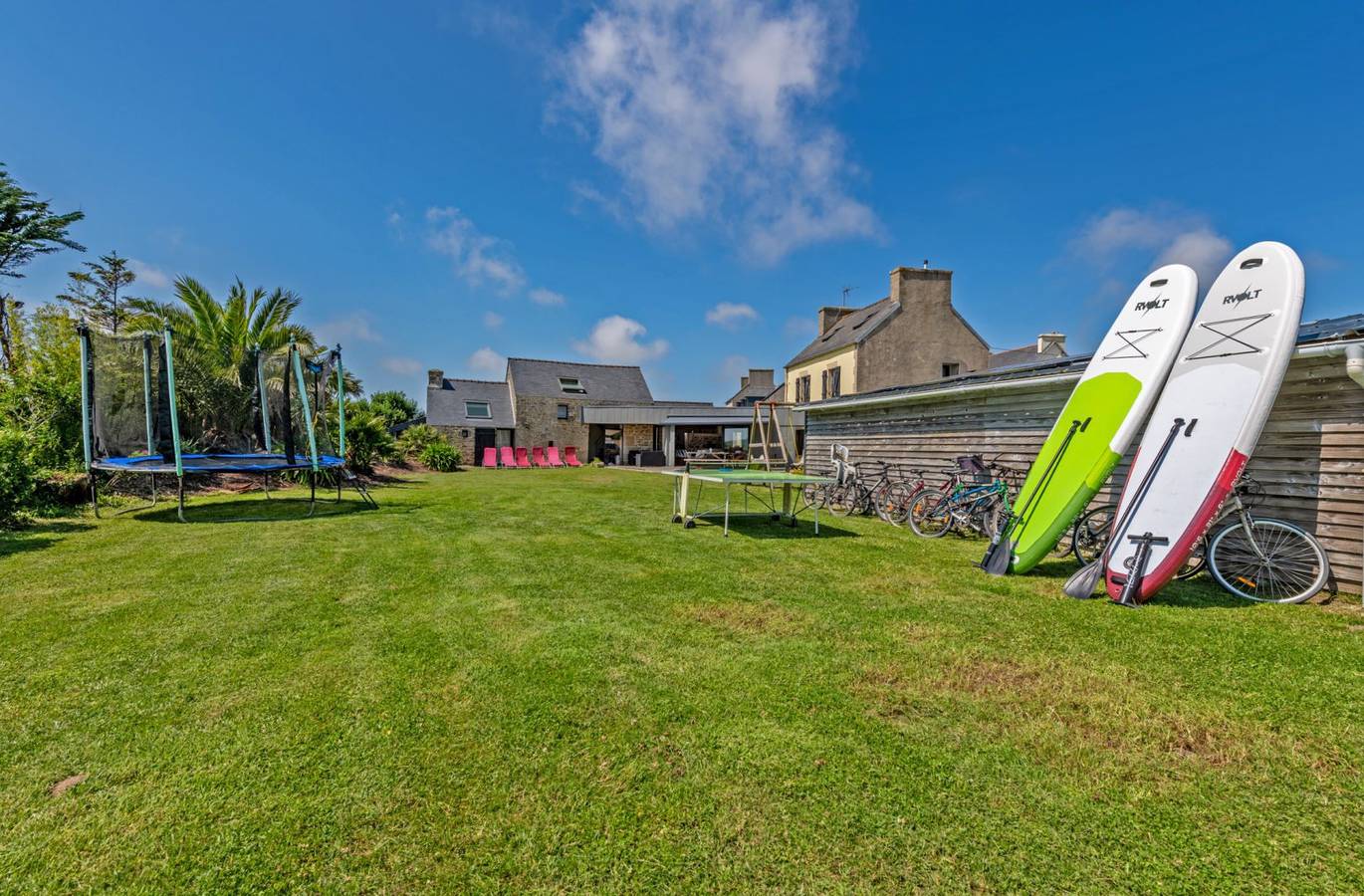 Villa d’exception sur la Côte des Légendes, proche ménéham plage in Kerlouan, Région de Brest