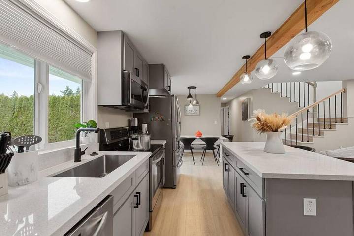 Casa de vacaciones para 7 personas, con jardín además de jacuzzi y terraza - 1