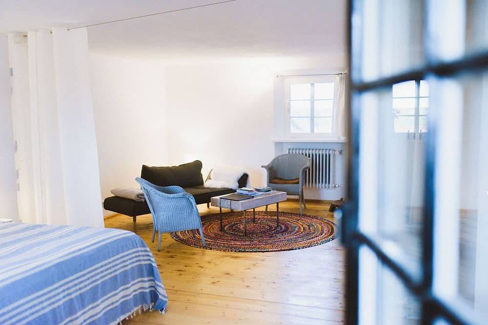Ganze Wohnung, Wohlfühl Atmosphäre im schönen Holzhausen in Utting, Ammersee