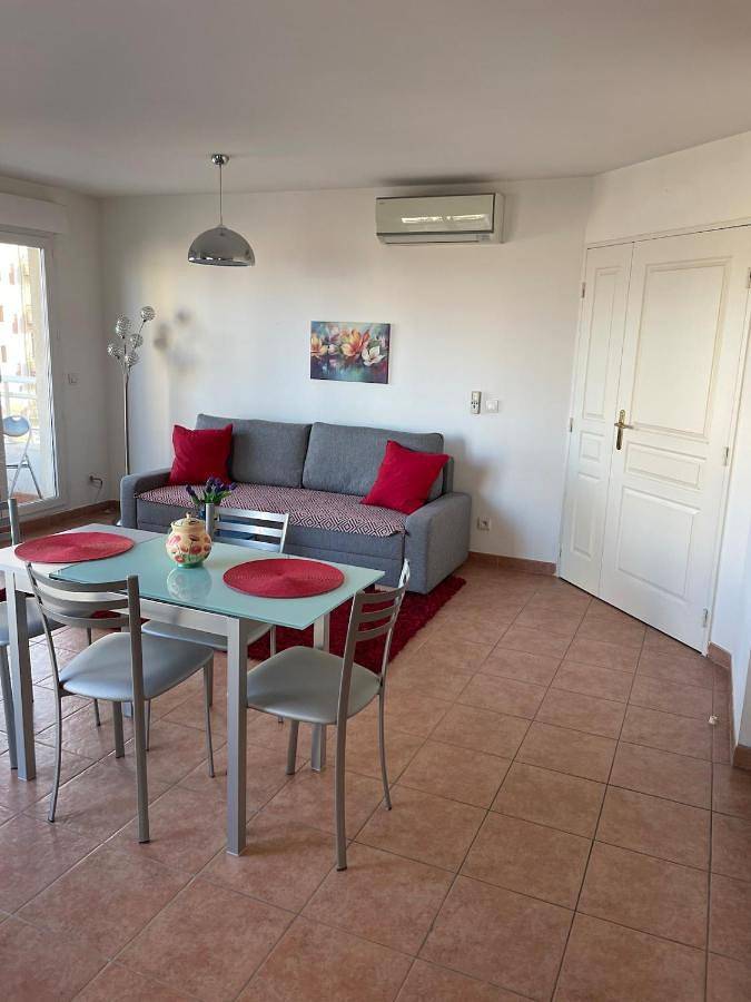 Gîte pour 4 personnes, avec balcon et vue dans Plage Carras Nice - 2