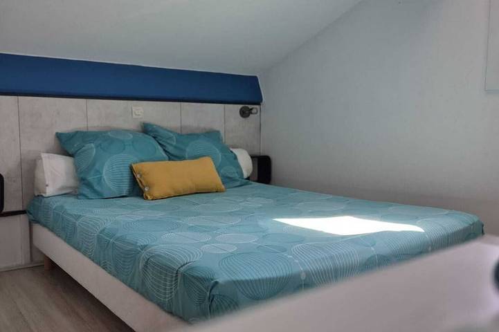 🌴 *Cosy cottage in Lavandou - Walking distance to the beach, swimming pool, private parking 🌴 in Le Lavandou, Parc national Port-Cros
