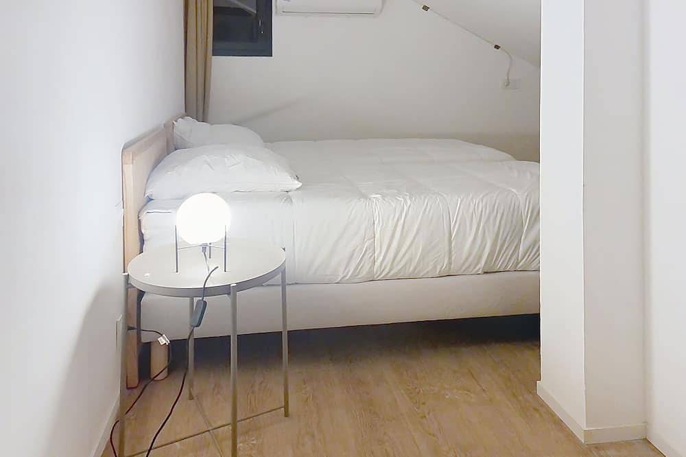 Appartement entier, Corse du sud T3 vue mer dans résidence en bord de plage avec piscine et tennis in Pianottoli-Caldarello, Arrondissement de Sartène