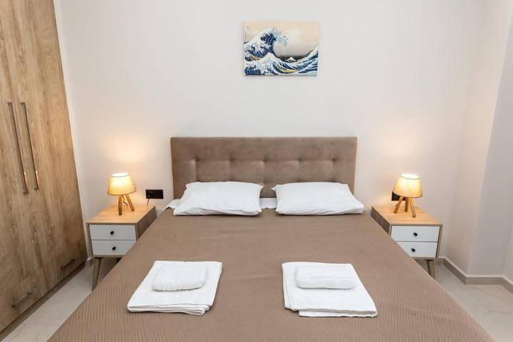 Chambre d’hôte pour 4 personnes, avec Balcon et Terrasse à Héraklion - 2