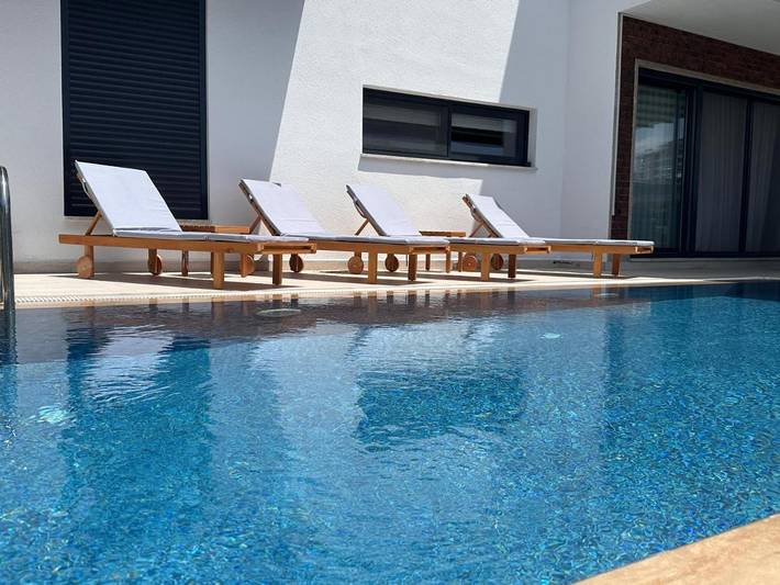 Villa pour 8 personnes, avec piscine et jardin à Kusadasi - 2