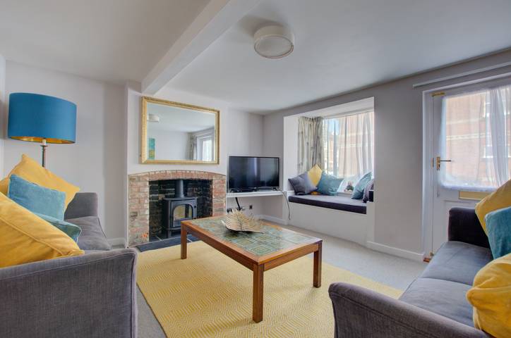 Holiday home for 10 people, with terrace and garden, with pets - 1