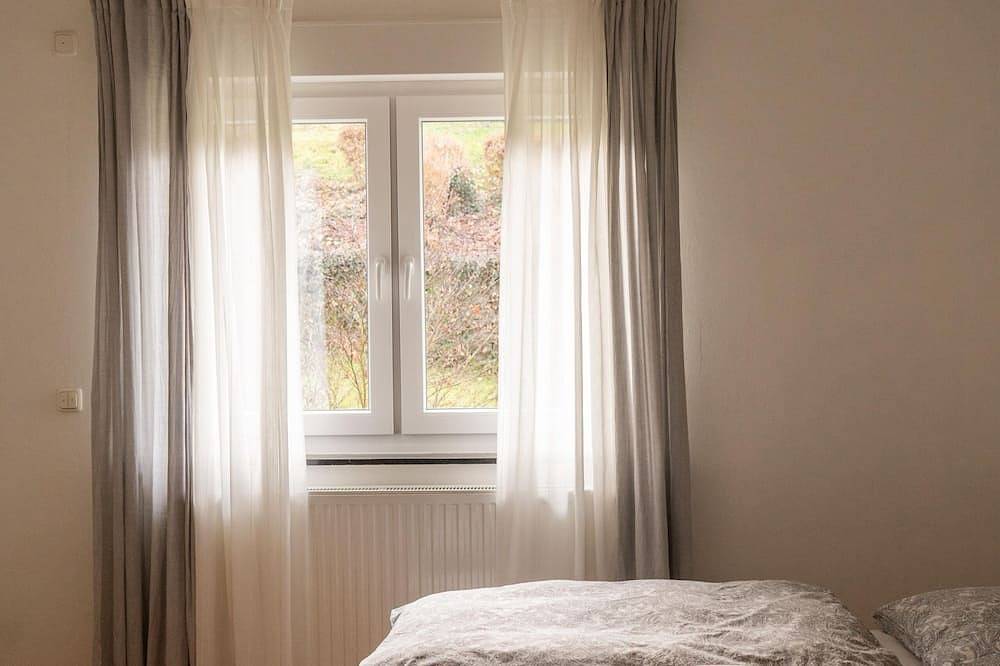 Ganze Wohnung, Zentrale Altbauwohnung mit 3 Schlafzimmern in Siegen, Kreis Siegen-Wittgenstein