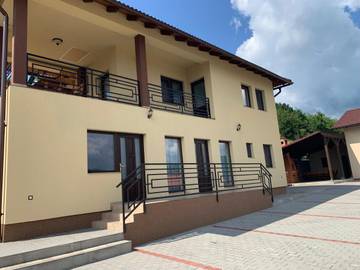 Maison d’hôte pour 2 personnes, avec sauna ainsi que vue et jardin dans Mureș