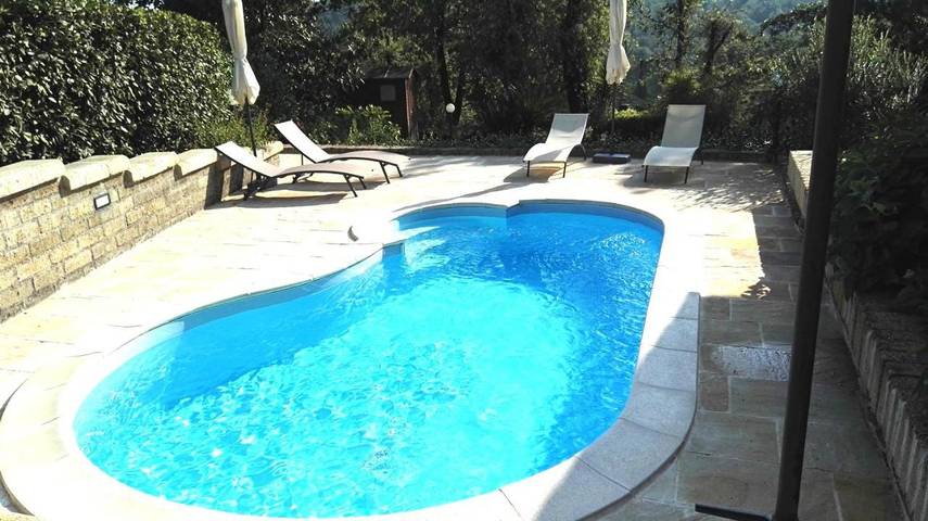 Casa vacanza per 6 persone, con Terrazza e Giardino nonché Piscina e Panorama a Sacrofano