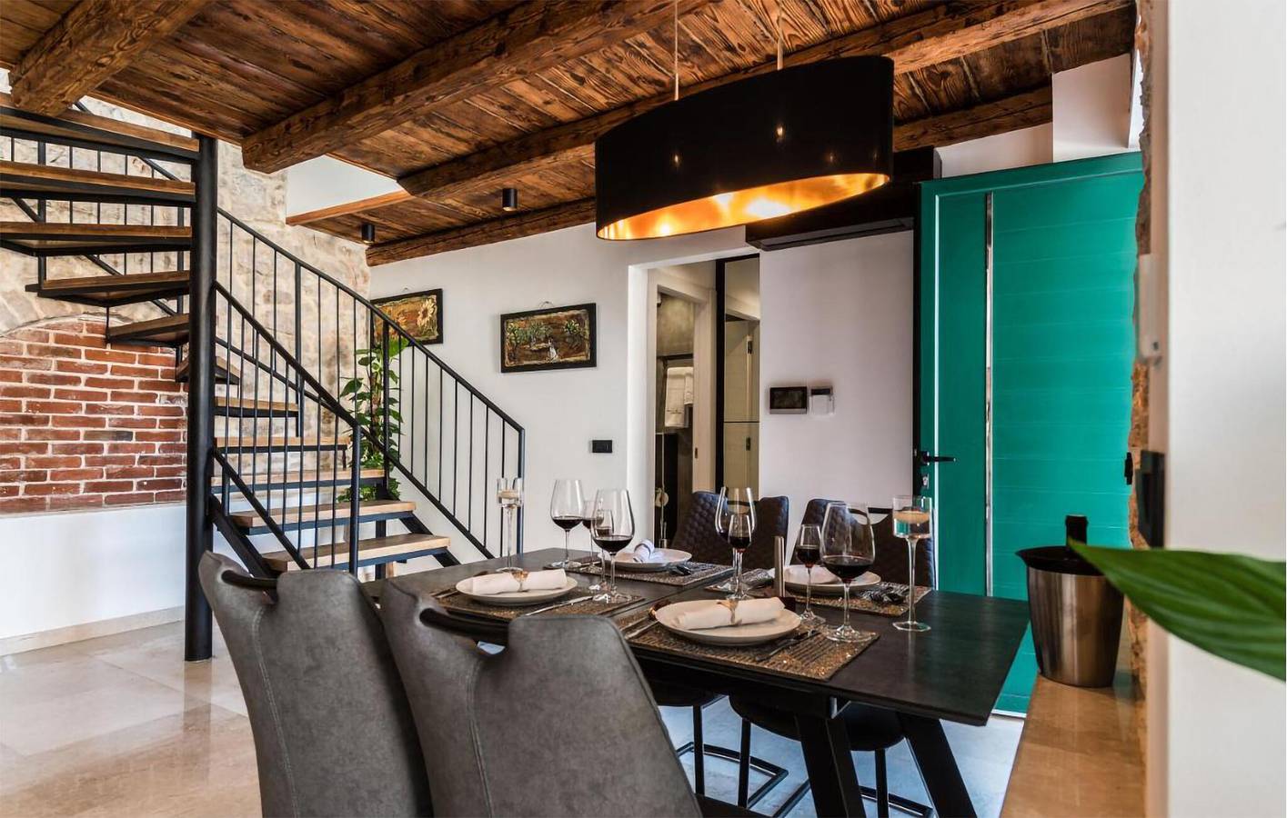 Appartement spacieux avec piscine et Wi-Fi in Nin, Région de Zadar