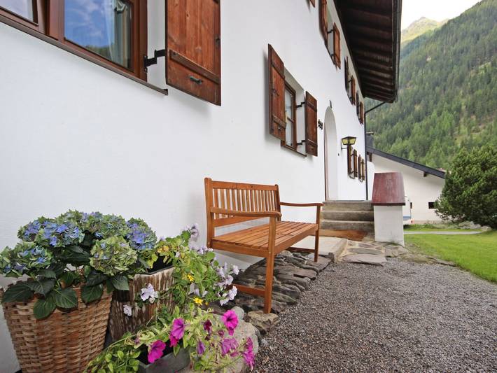 Ferienwohnung für 6 Personen, mit Balkon und Garten in Kaunertal - 4
