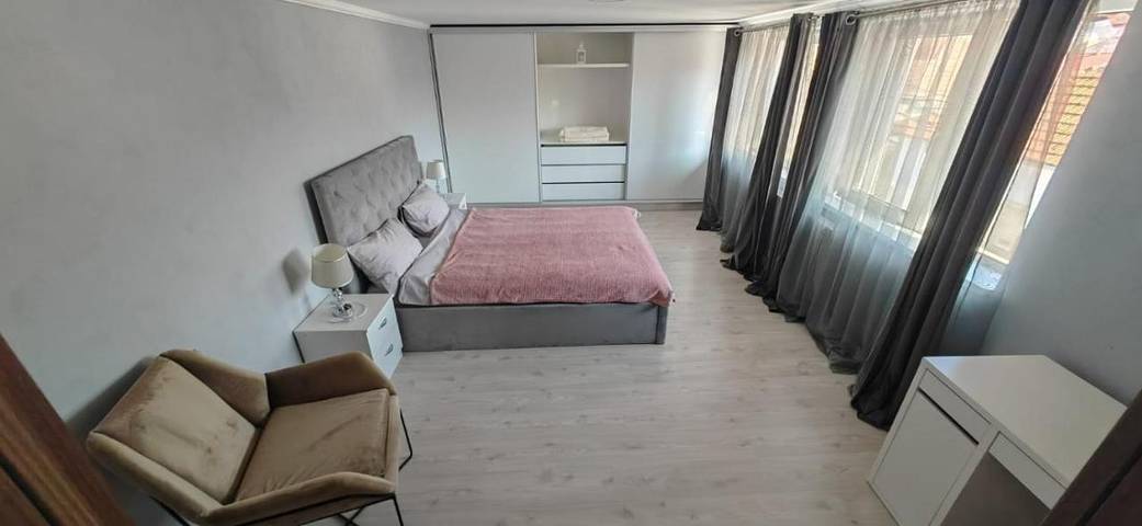 Location de vacances pour 5 personnes, avec vue à Alba (Romania)