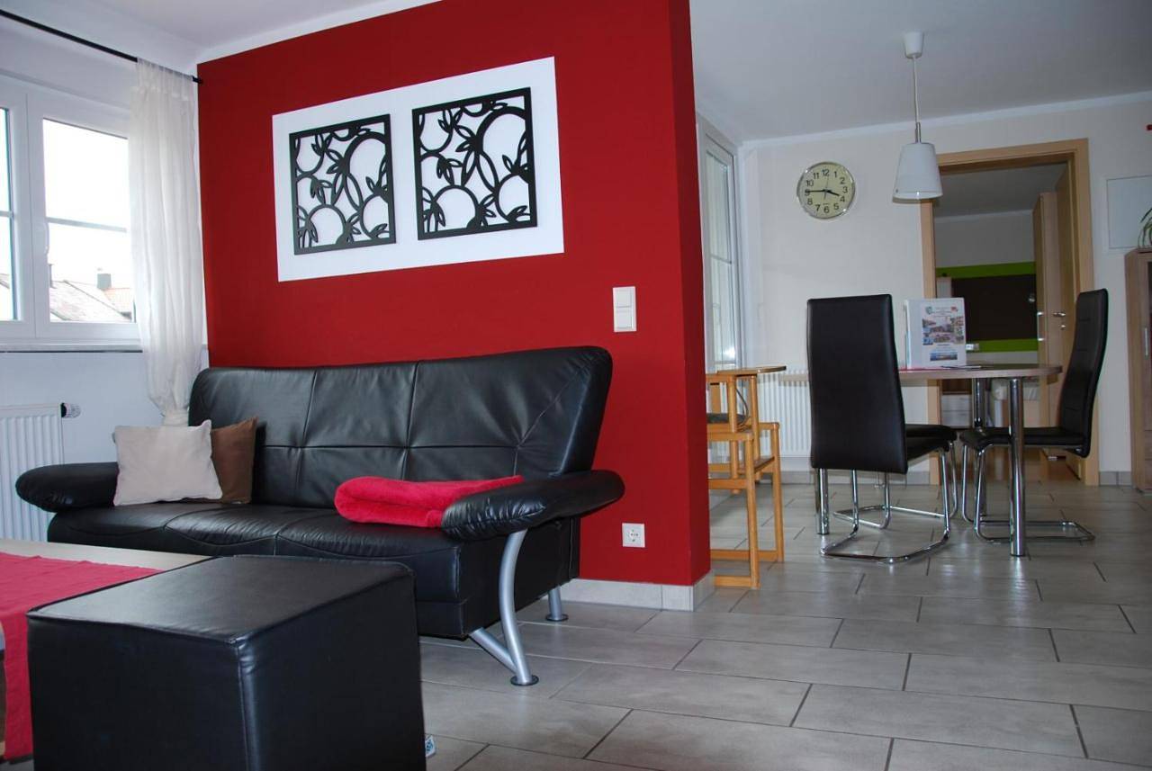 Ganze Wohnung, Two-Bedroom Apartment in Friedrichshafen, Region Bodensee-Oberschwaben