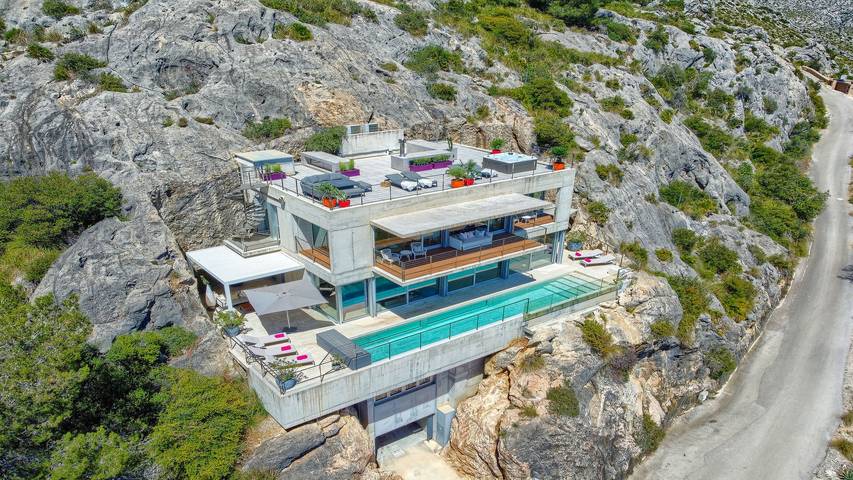 Villa für 7 Personen, mit Balkon und Terrasse in Pollença