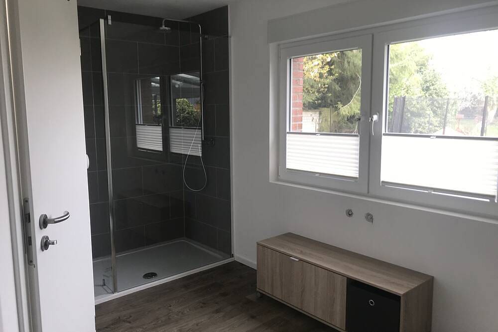 Ganze Wohnung, Nancy-1 Zimmer Ferienwohnung in Wesseling, Rhein-Erft-Kreis