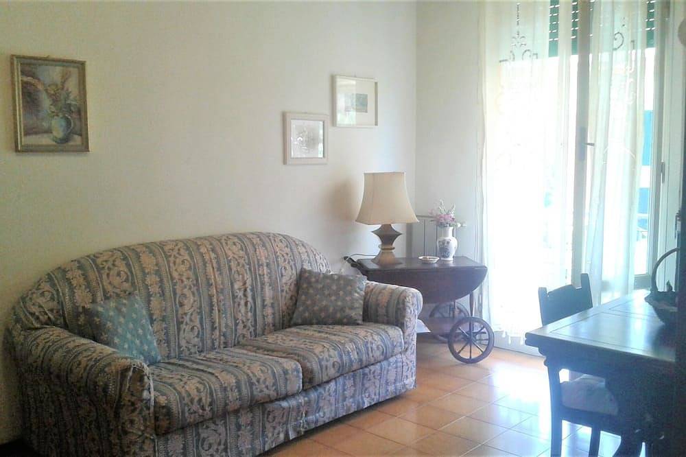 Entire apartment, Rapallo: Apartment/ flat - Rapallo in Rapallo (City), Rapallo