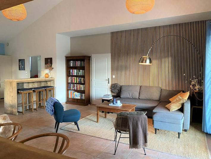 Location de vacances pour 6 personnes, avec Terrasse à Vasles